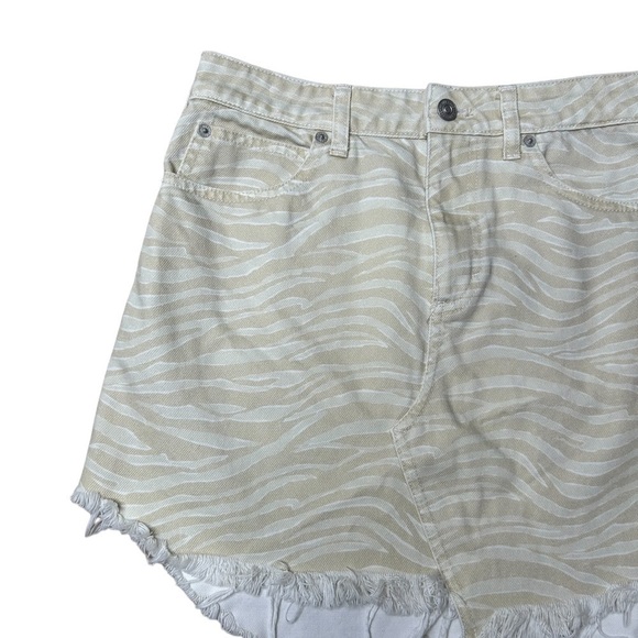 Free People We The Free Women’s Bailey Zebra Printed Cotton Mini Denim Skirt 26 - Picture 6 of 16